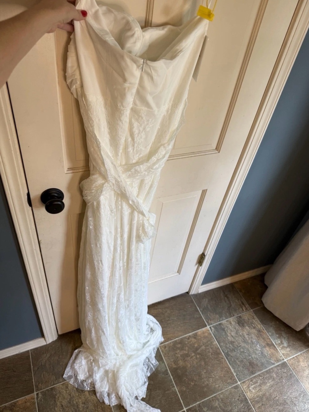 NEW June Bridals cream lace wedding dress, Size 16 — #Boho, #Vintage - Picture 7 of 9